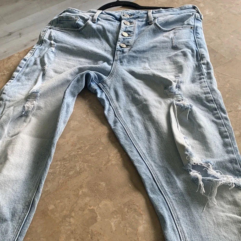 Old Navy‎ Power Slim Straight Hi-Rise Jeans sz 12 distressed buttons fly festive